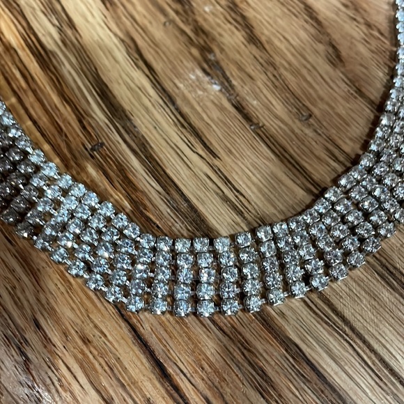 Nine West crystal choker - Picture 2 of 3